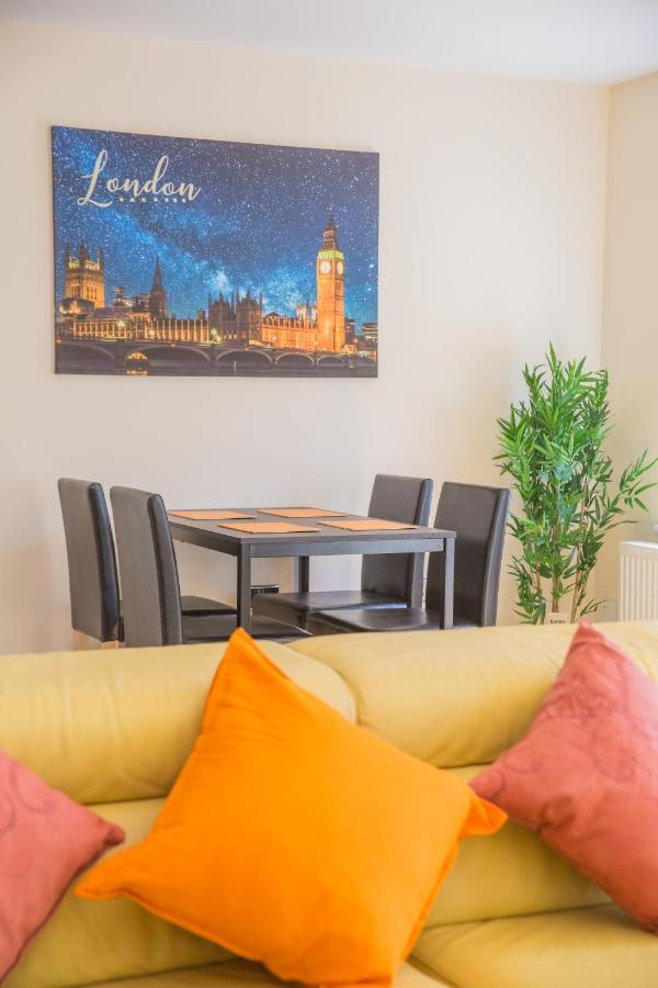 Stylish Modern Newly Built Apartment 15 Min From City Centre EDI Buitenkant foto