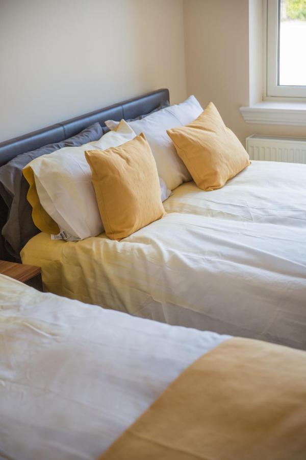 Stylish Modern Newly Built Apartment 15 Min From City Centre EDI Buitenkant foto
