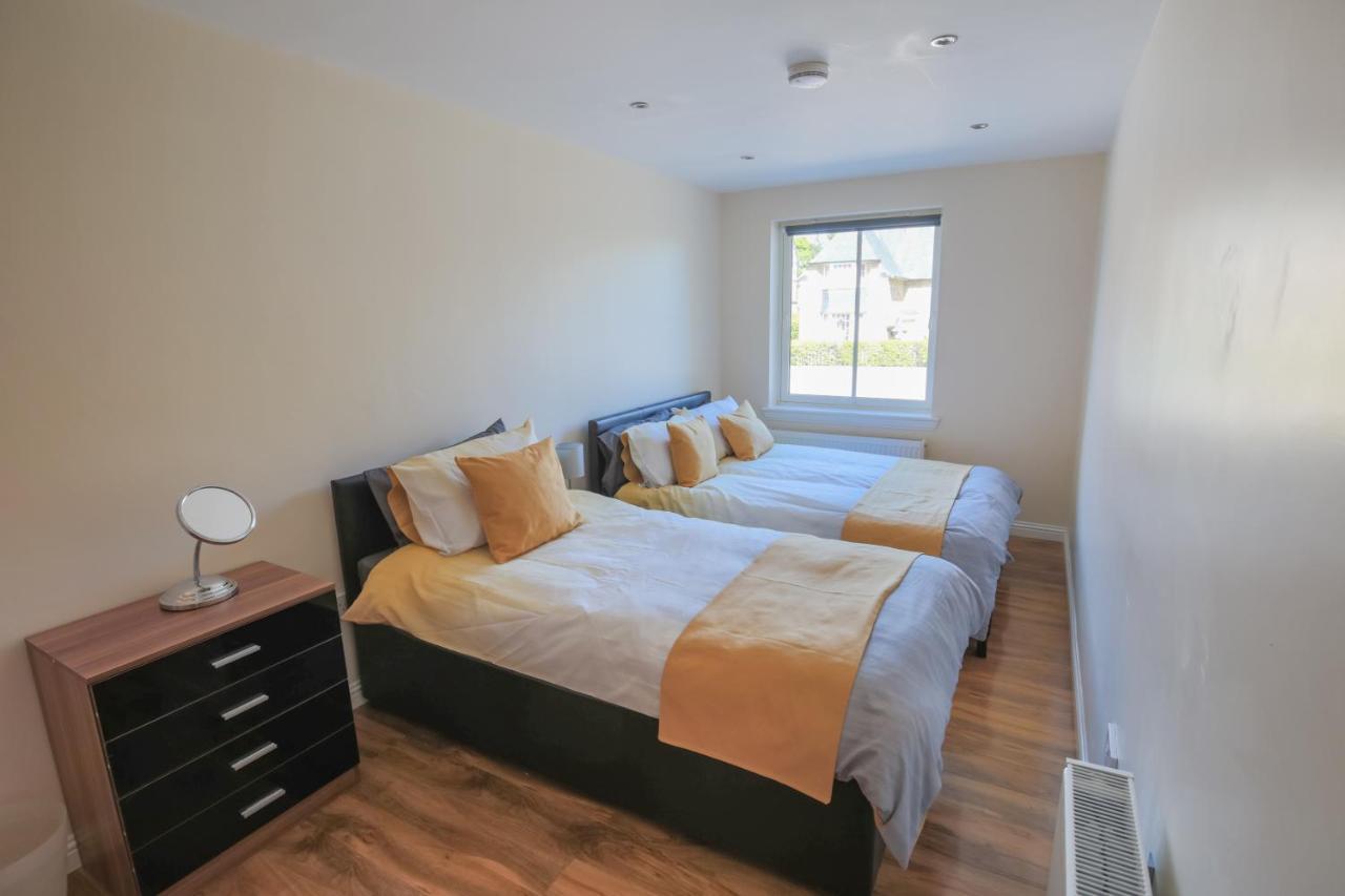 Stylish Modern Newly Built Apartment 15 Min From City Centre EDI Buitenkant foto